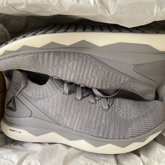 Men's Reebok Floatride RS ULTK Running Sneakers Size 11 NIB - Picture 2 of 8